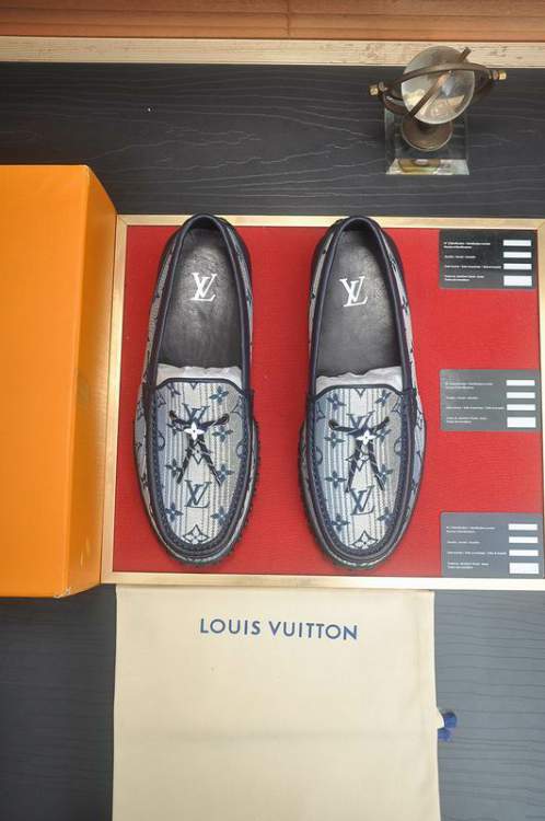 Picture of Louis Vuitton Shoes _SKULVsz38-44hnh062911734